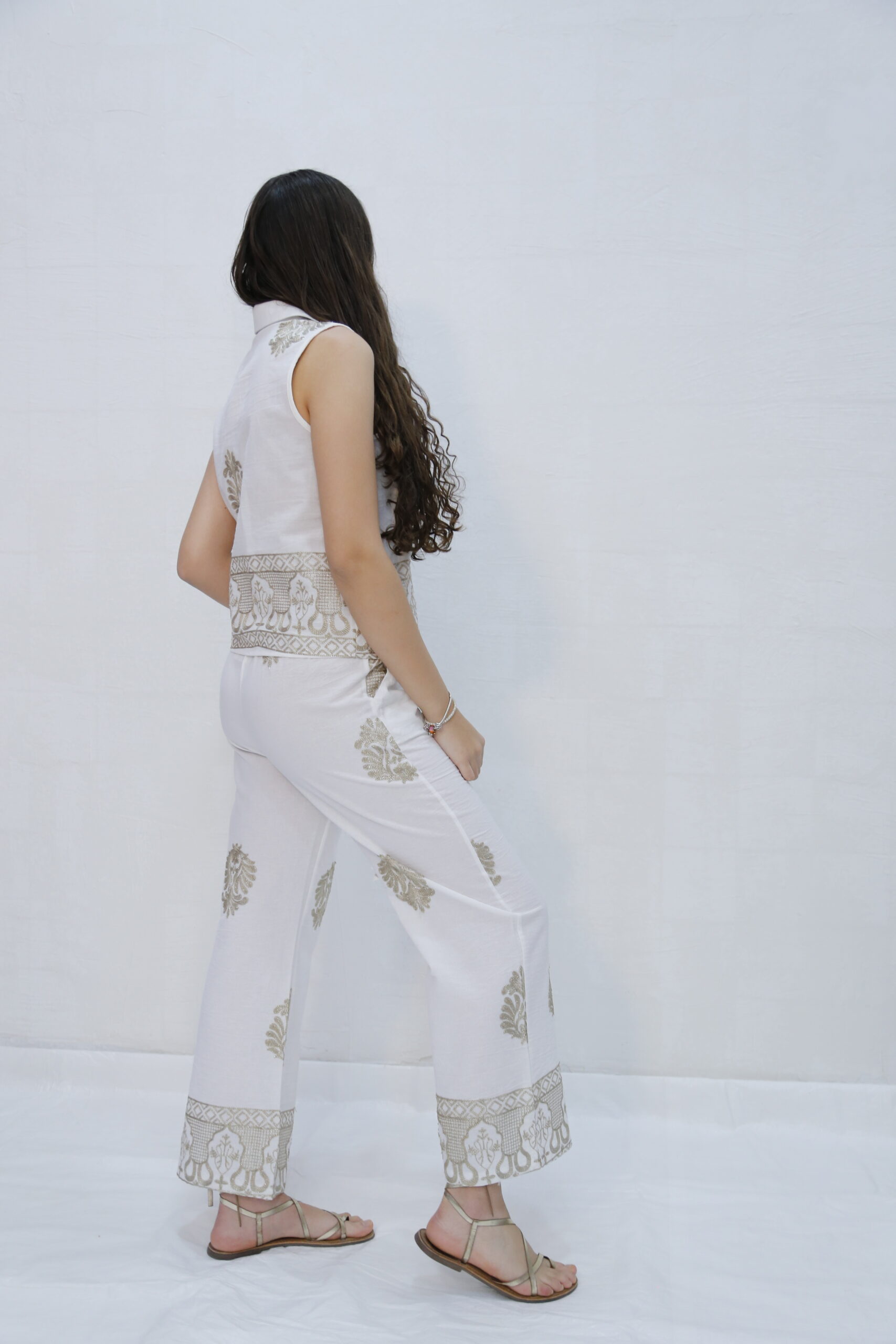 Conjunto Real Blanco - Imagen 3