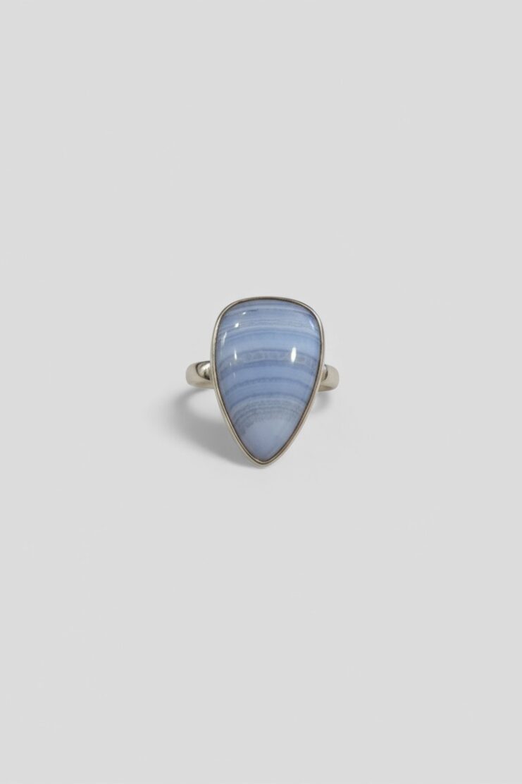 Anillo de Plata Con Piedra de Calcedonia Azul