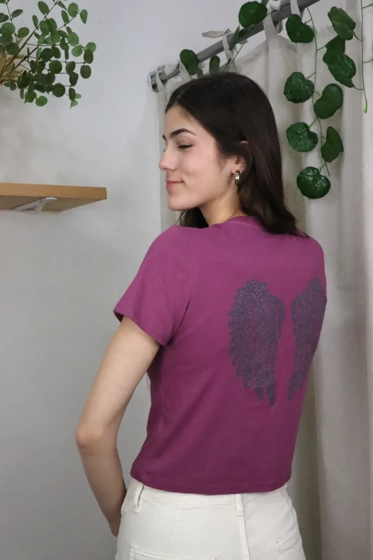 Camiseta Ángel Teen Morada