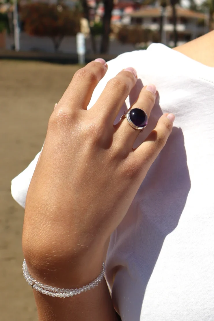 Anillo de Amatista Círculo Grande en Plata de Ley 925